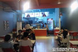 Tapi, ada juga yang menjual pakaian, barang antik, hingga sepatu branded bekas dengan harga yang pas dikantong. Wallop Burger Ss2 Petaling Jaya Clevermunkey Events Food Gadget Lifestyle Travel