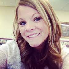 Karissa Mullen's Instagram, Twitter & Facebook