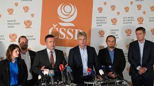 Obrázky, zvuky či videa k tématu členové čssd ve wikimedia commons. Babis Se Sesel S Hamackem Presvedcovat Zemana Aby Prestal Branit Zmene Ministra Kultury Pujdou Spolecne Hospodarske Noviny Ihned Cz