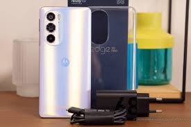 Motorola Edge 30 Pro review - GSMArena ...