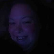 S'mores in a bag = best campfire treat Gives you the yumminess that is  s'mores..without the mess! Here's what you need…. -marshmallows, -chocolate  (chocolate chips work great for this) -cookies in a