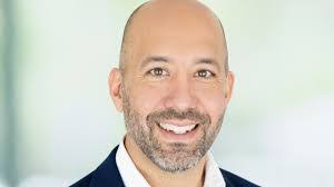 Albert Carrion's Instagram, Twitter & Facebook