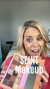 Erica Foy's Instagram, Twitter & Facebook