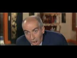 Philippe, le fils aîné de charles bosquier, propriétaire et directeur d'un pensionnat pour enfants de familles aisées, est recalé au bac en partie à cause de son anglais déplorable. 1967 Les Grandes Vacances De Jean Girault Avec Louis De Funes Youtube