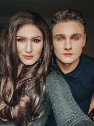 Fantastic moovie costumes from our Bella family! 🎥 Pauline as popcorn  girl, Adele and Hazel as The Grady Twins and the Gen Z contingent as MIB.