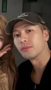 Jackson Wang México added a new photo.