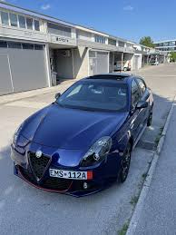 Image result for Blu Anodizzato 2014 Giulietta