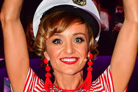 Maybe you would like to learn more about one of these? A Beallitasrol Sivatag Azt Szandi Nagybatyja Pintacsi Tamas Swifthalfpub Com