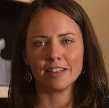 Amanda Bayer's Instagram, Twitter & Facebook