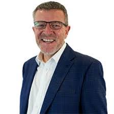 Frankie Cade's Instagram, Twitter & Facebook