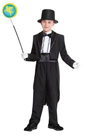 Colletto alto e ampie maniche a pipistrello. Costume Da Mago Di Oz