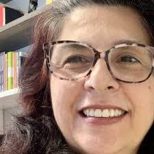 Claudia Mateus's Instagram, Twitter & Facebook