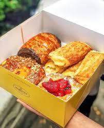 Trzej muszkieterowie, w dwadzieścia lat później, wicehrabia de bragelonne. Porto S Bakery On Twitter What Pastries Are You Getting In Your Portos Box Ig Imfanzee