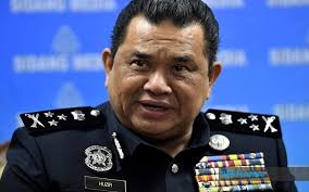 Check spelling or type a new query. Bernama Kes Bunuh Pesara Kerajaan Suspek Utama Antara Tiga Ditahan Bukit Aman