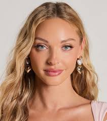 Kendra Scott Ashton Gold Pearl Heart Statement Earrings in Freshwater  Cultured Pearl