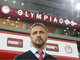 Um adepto do fenerbahce pediu a vítor pereira para colocar a equipa a jogar em 4x4x2 e a resposta do treinador português arrancou risos: Vitor Pereira Condenado A Oito Meses De Prisao Com Pena Suspensa