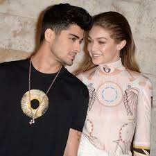 Hot, rich, occasionally robots, and now, parents.the two of them reportedly first started dating in november 2015, and ever since then, it's been a. Gigi Hadid And Zayn Malik Welcome First Baby Girl Share First Photo