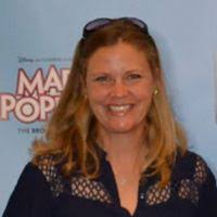 Susan Denley's Instagram, Twitter & Facebook