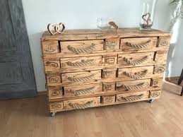 Homfa kommode badezimmerschrank badschrank schrank anrichte verstellbare regalebene holz schubladen küche flur badezimmer 56x30x83cm. Upcycling Wohnart Sideboards Shop Handgefertigte Mobel Fur Ein Modernes Zuhause