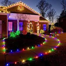 Christmas Sidewalk Lights 20 Easy Outdoor Christmas Light Ideas Craftsy Hacks