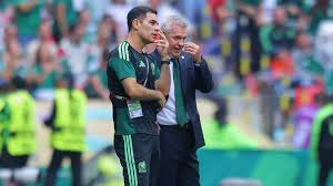 Miguel Herrera pide paciencia con Rafa Márquez: “Ojalá se vaya después del 2030”