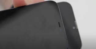 We're expecting a new iphone 13, iphone 13 mini, iphone 13 pro, and an iphone 13 pro max. Video Iphone 13 Pro Max Dummy Zeigt Kleinere Notch Macerkopf