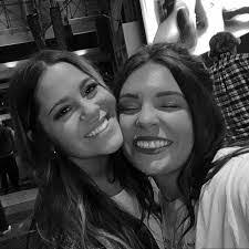 Destinee Bailey's Instagram, Twitter & Facebook