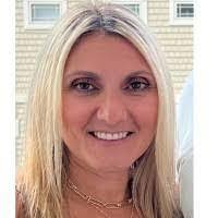 Jeannie Cook's Instagram, Twitter & Facebook