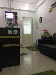 Kota damansara boutique hotel, petaling jaya: Nadia Zuhaida Braces Story City Dental Surgery Kota Damansara