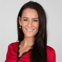 Samantha Ledonne's Instagram, Twitter & Facebook