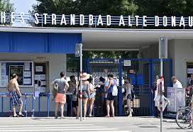 Wer aller masken tragen muss, wer nicht. Wiener Bader Offnen Am 19 Mai Strenge Corona Regeln Coronavirus Wien Vienna At