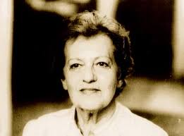 16 4-5 UN DESTIN: 1917-2011