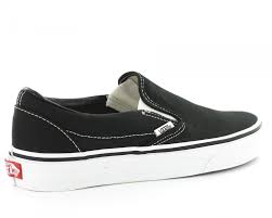 Contrairement au modèle blanc, le slip noir n'est pas du tout salissant. Vans Slip On Noir Blanc