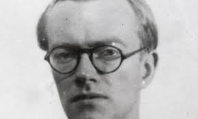 Nobel-winning British scientist accused of spying by MI5, papers reveal