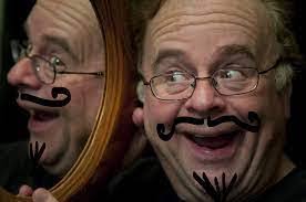 Lloyd Thiry's Instagram, Twitter & Facebook