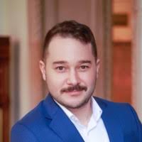 700+ "Connor" profiles