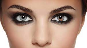 Check spelling or type a new query. Different Colored Eyes Heterochromia