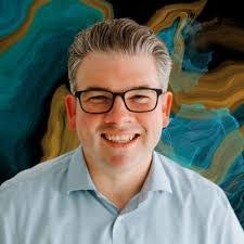 Andrew Tolson's Instagram, Twitter & Facebook