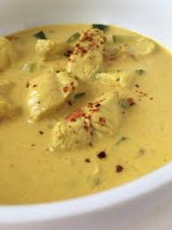 Aromatisches Chicken Curry Mit Kokosmilch Genau Greta Rezept Lebensmittel Essen Chicken Curry Hahncheninnenfilet Rezept
