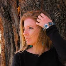 Amazon.com: Saundra Mitchell: books, biography, latest update