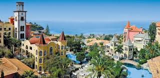 Finding someone to take care of the team's happiness at bahia was not an easy task. Bahia Del Duque Costa Adeje Tenerife