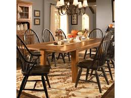 Broyhill Furniture Attic Heirlooms Leg Dining Table With Leaves Lindy S Furniture Company Dinin Heirloom Dining Table Broyhill Furniture Dining Room Design