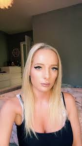 Joan Deegan's Instagram, Twitter & Facebook