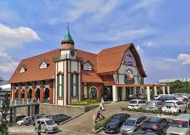 Waterboom wahana surya emang termasuk arena wisata atau arena bermain baru yang ada di wahana surya yang terletak di desa pasar pedati, kabupaten bengkulu tengah.harga tiket. Harga Tiket Masuk Cimory Prigen Pandaan Sering Jalan