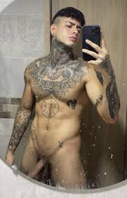 Tiktoker Bruno Beliel Fazendo Boquete No Macho Dotadão - Volumes Famosos Nus