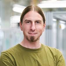 Efficient Robotic Assembly Systems for Manufacturing