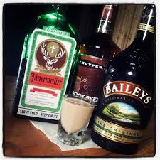 This Is The Jaker Shake Shot Jagermeister Baileys Schnapps Bartendingschool For More Visit Www Bartendingschool4free Com Shot Drinks Drinks Shots Alcohol