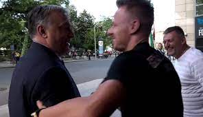 Dzsudzsák began his career at his hometown club debreceni vsc. Orban Viktor Belefutott Dzsudzsak Balazsba Egy Pesti Szalloda Elott Video Hir Ma