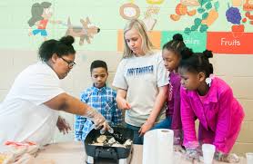 UTC students teach proper eating and exercise to schoolkids