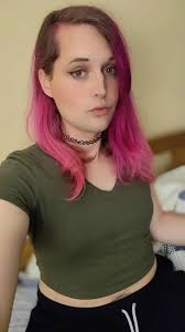 I'm at the most fuckable time of my life and yet I've never felt more alone  ✌️🥲 🩷